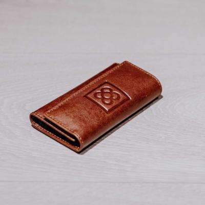 Leather key holder with Barcelona tile